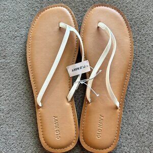 NWT Old Navy Women's Tan Brown and White Flip Flop Shoes Size 10 Summer Beach